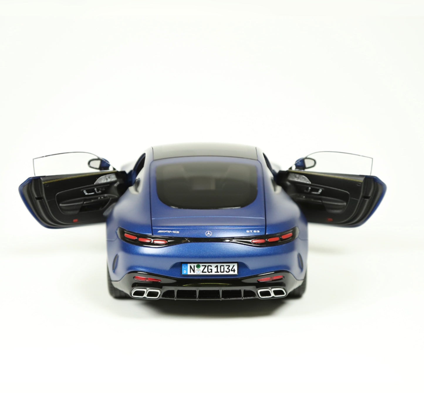 NZG 1:18 - Mercedes AMG GT 63, C192 spectral blue