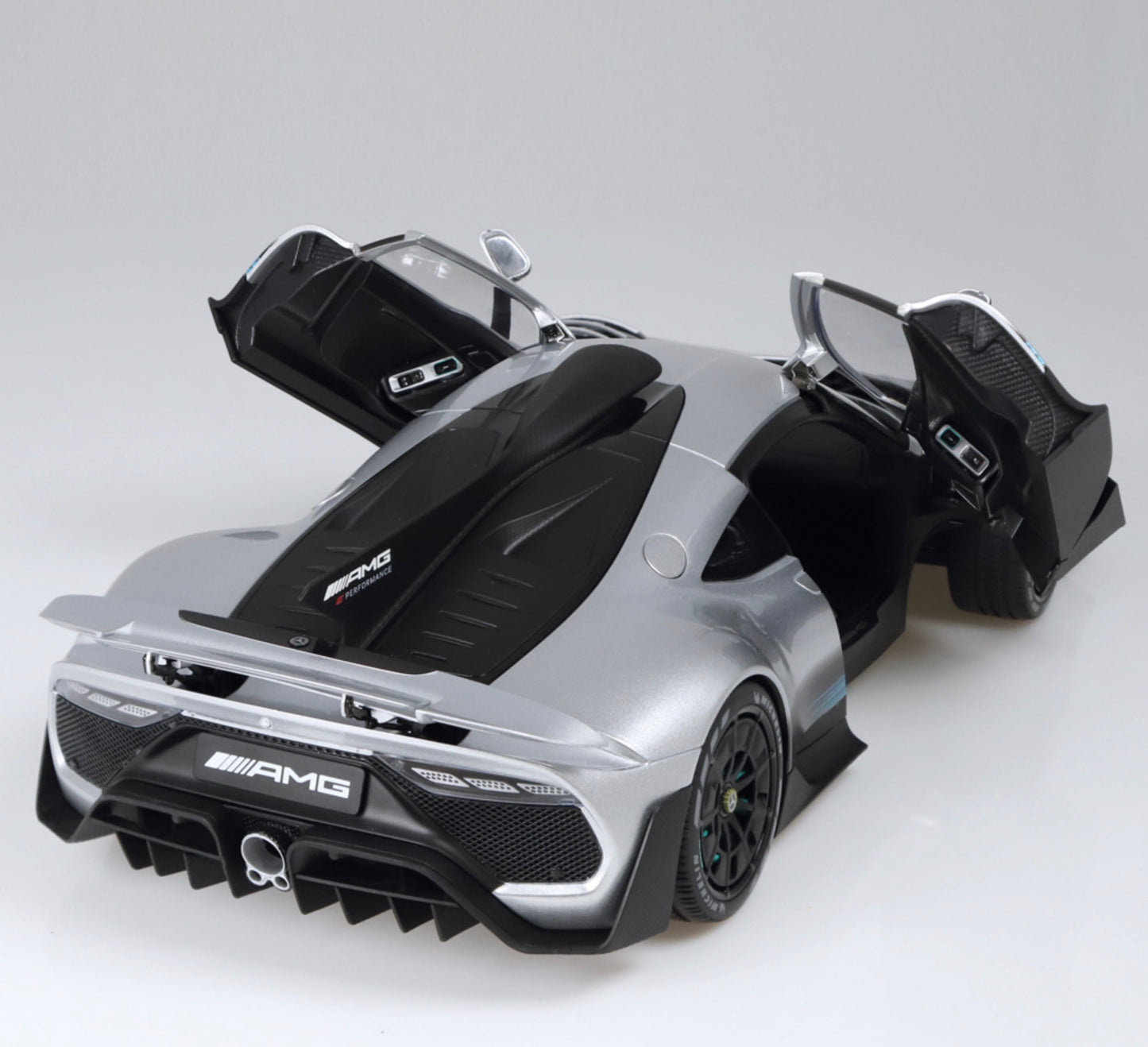 NZG 1:12 - Mercedes AMG ONE, C298 hightechsilver