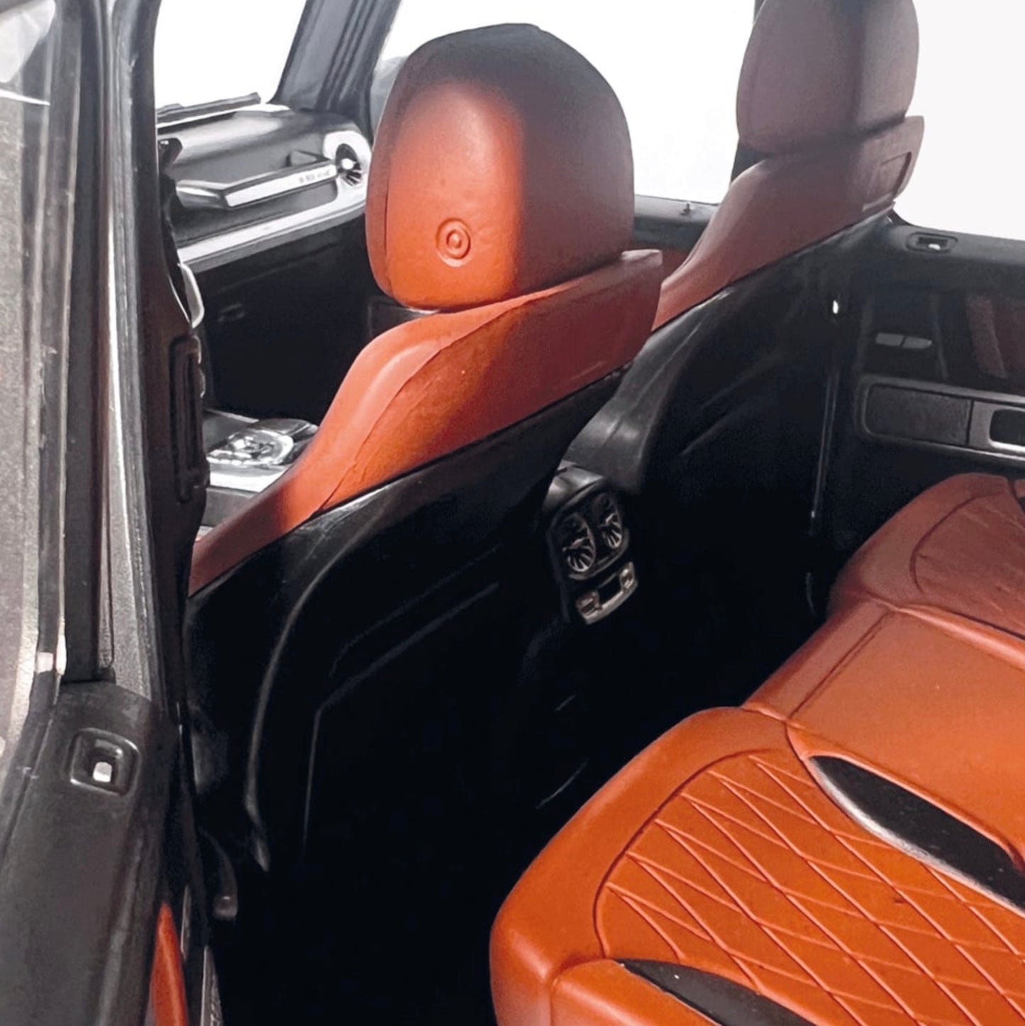 NZG 1:12 - Mercedes AMG G 63 4x4² W463 Standard, platin magno