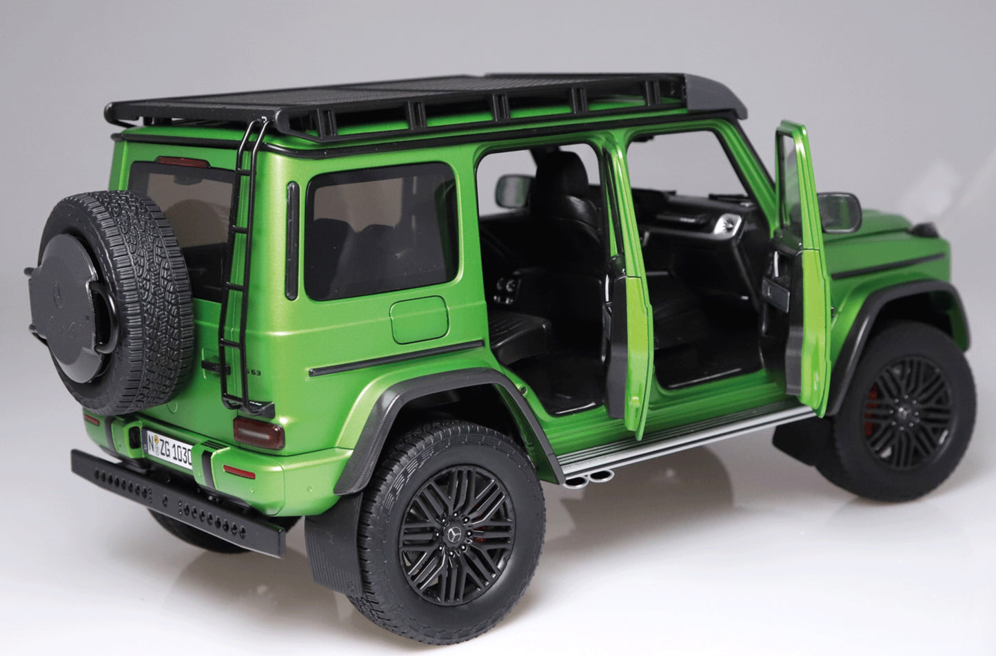 NZG 1:12 - Mercedes AMG G 63 4x4² W463 Offroad, green hell magno