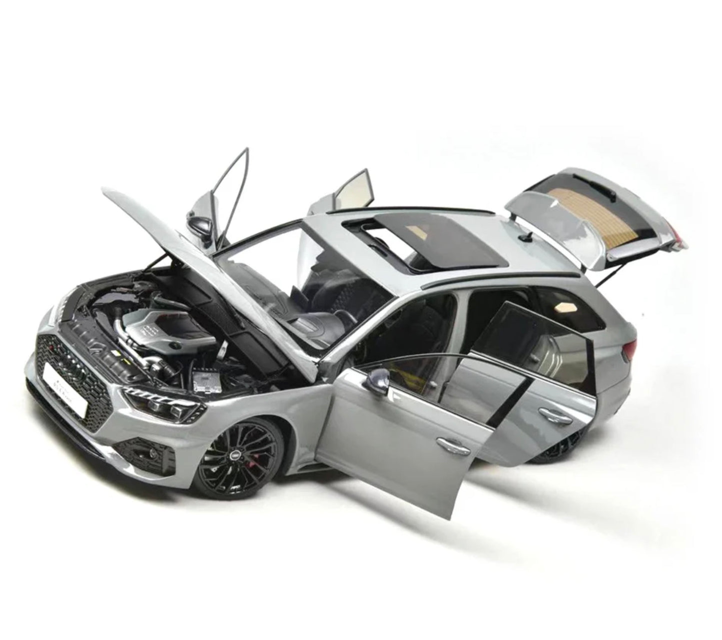 NZG 1:18 - Audi RS4 Avant 2020