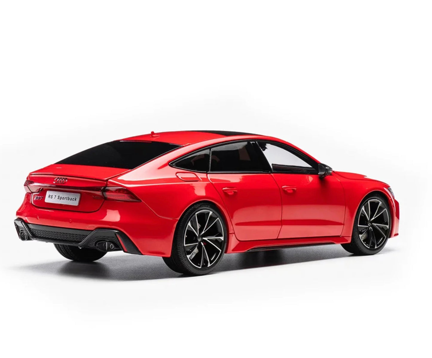 NZG 1:18 - Audi RS7 4,0 TFSI Sportback - 2021