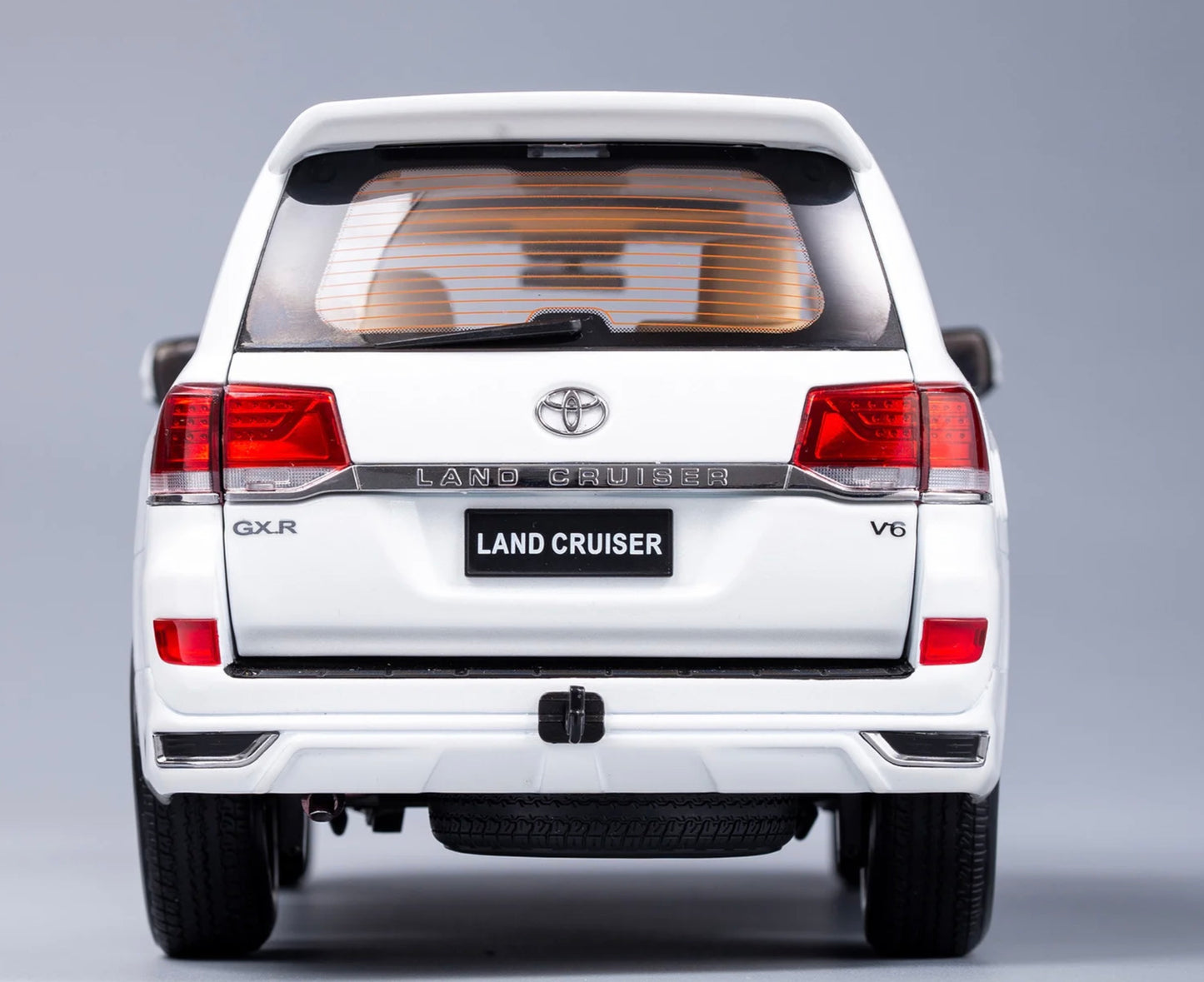 NZG 1:18 - Toyota Land Cruiser 2020 white