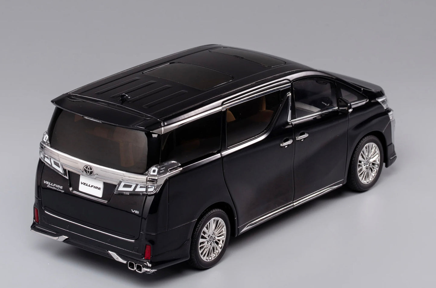 NZG 1:18 - Toyota Vellfire Black