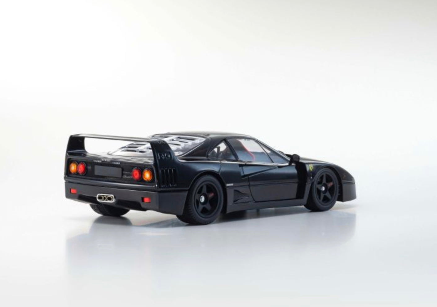 Kyosho 1:18 - Ferrari F40 Black 1987 Die-Cast Collection