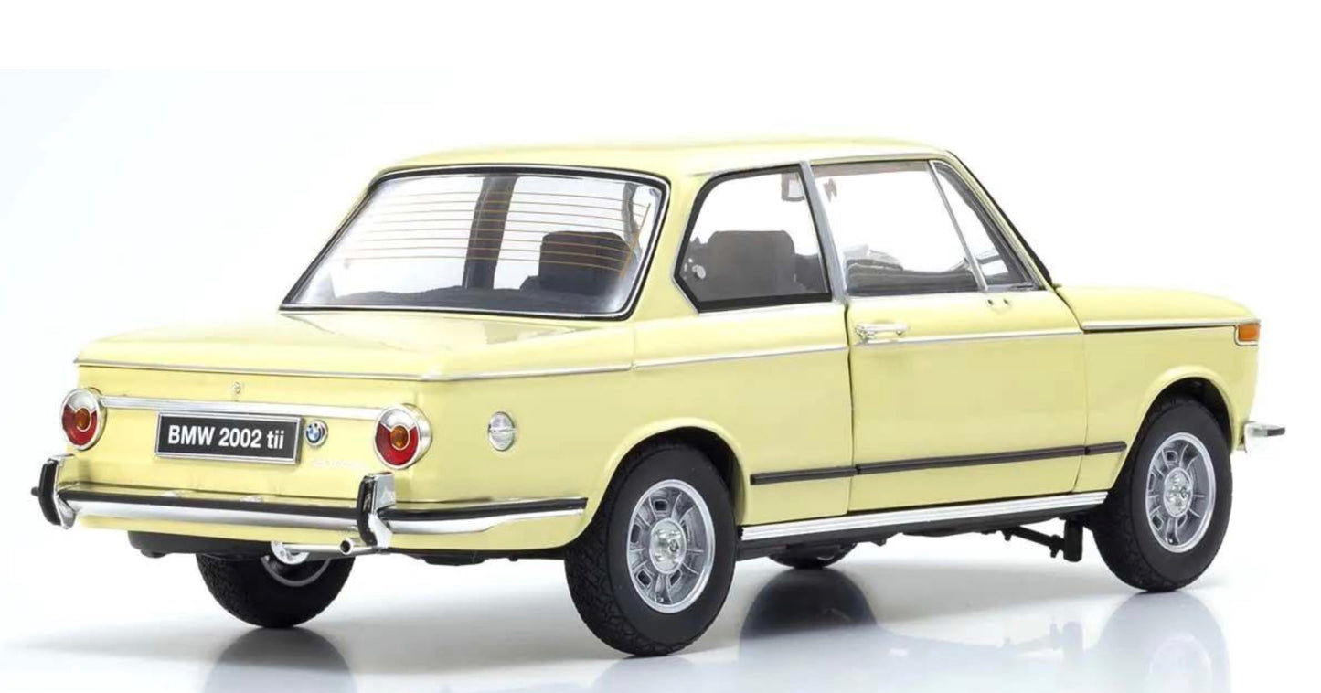 Kyosho 1:18 - BMW 2002 Tii 1972 Cream
