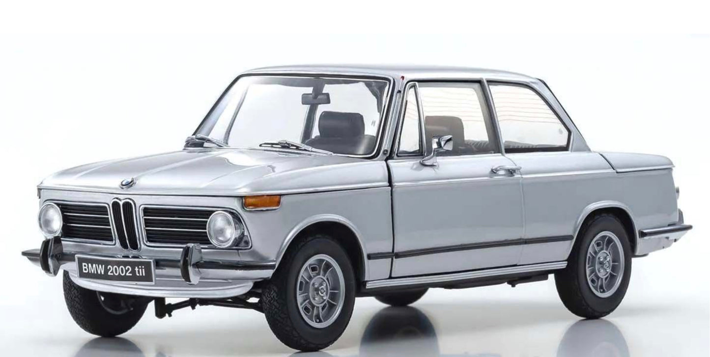Kyosho 1:18 - BMW 2002 Tii 1972 Silver