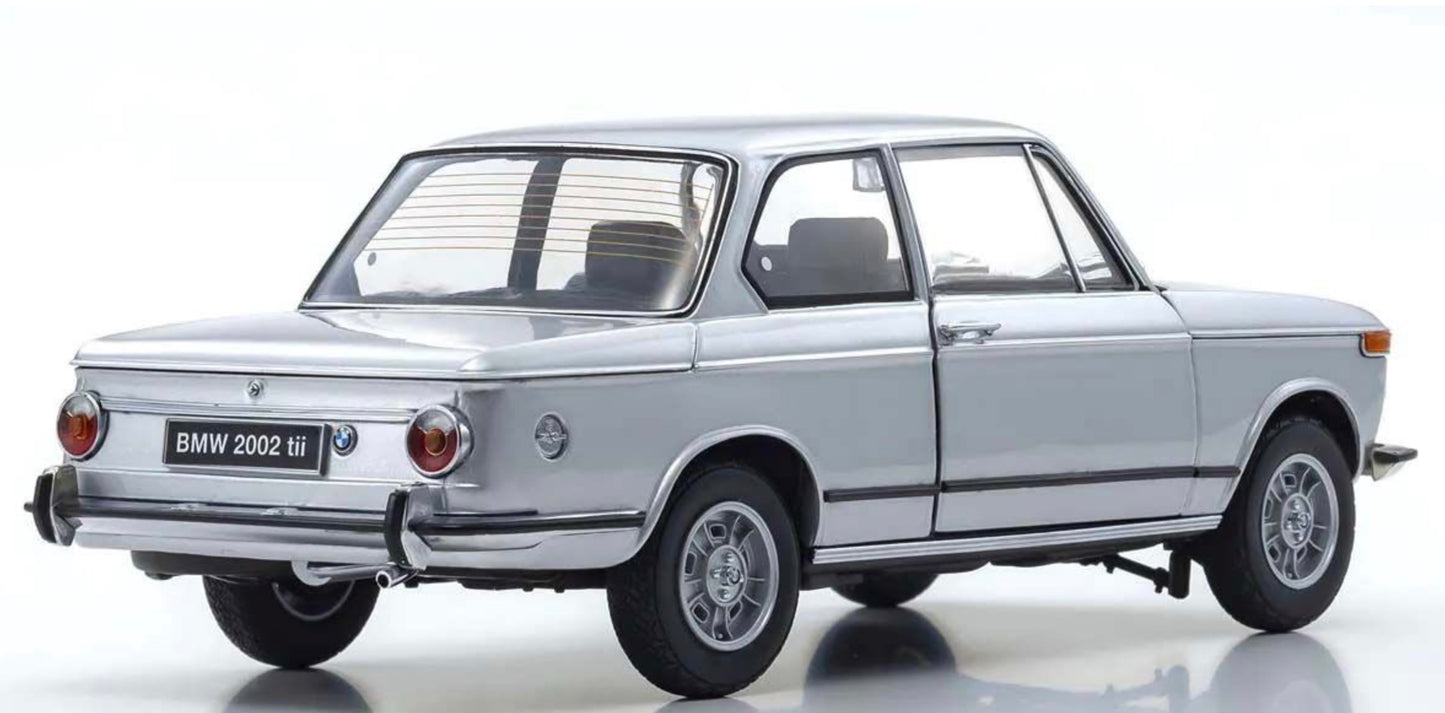 Kyosho 1:18 - BMW 2002 Tii 1972 Silver