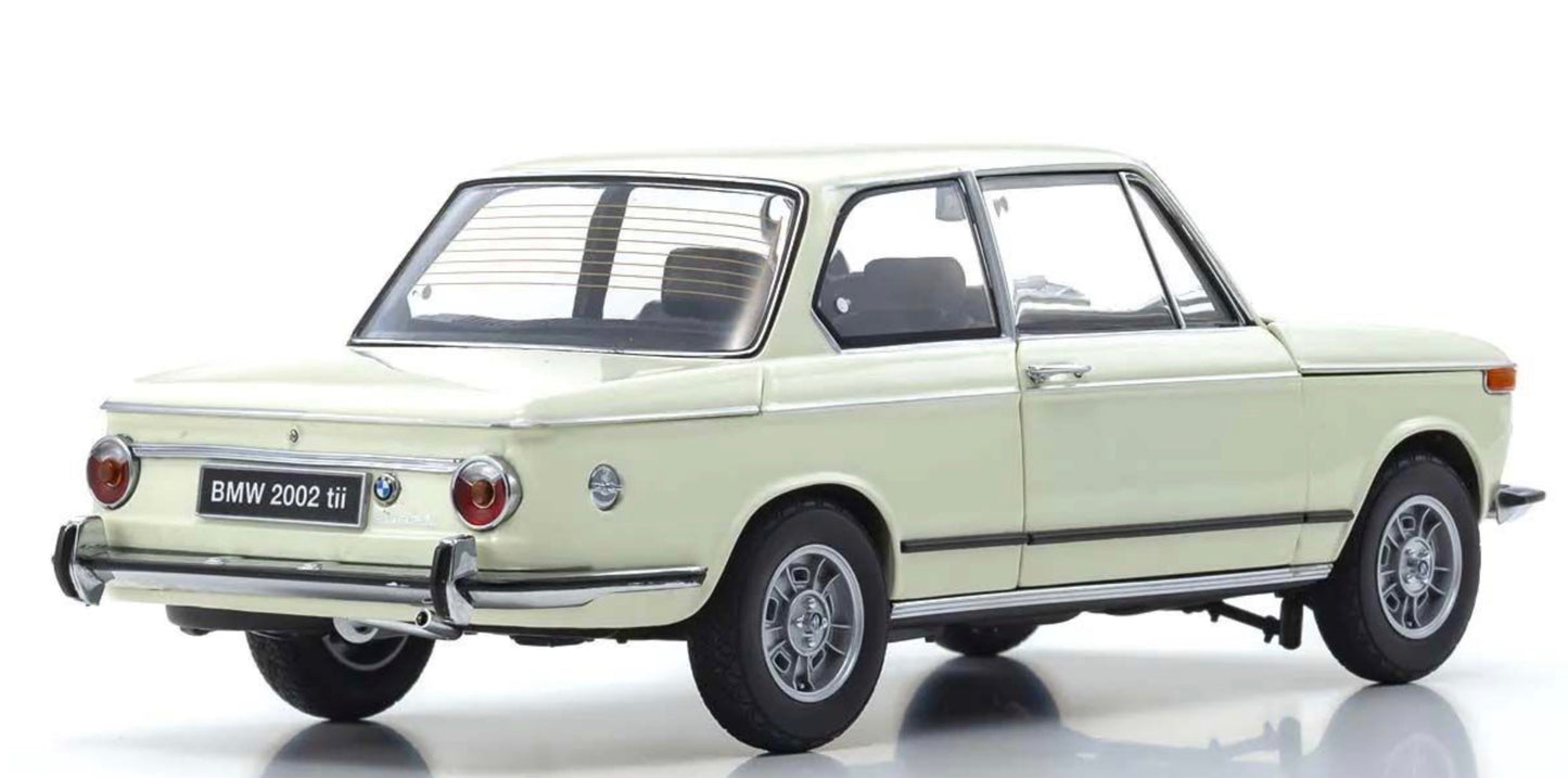 Kyosho 1:18 - BMW 2002 Tii 1972 White