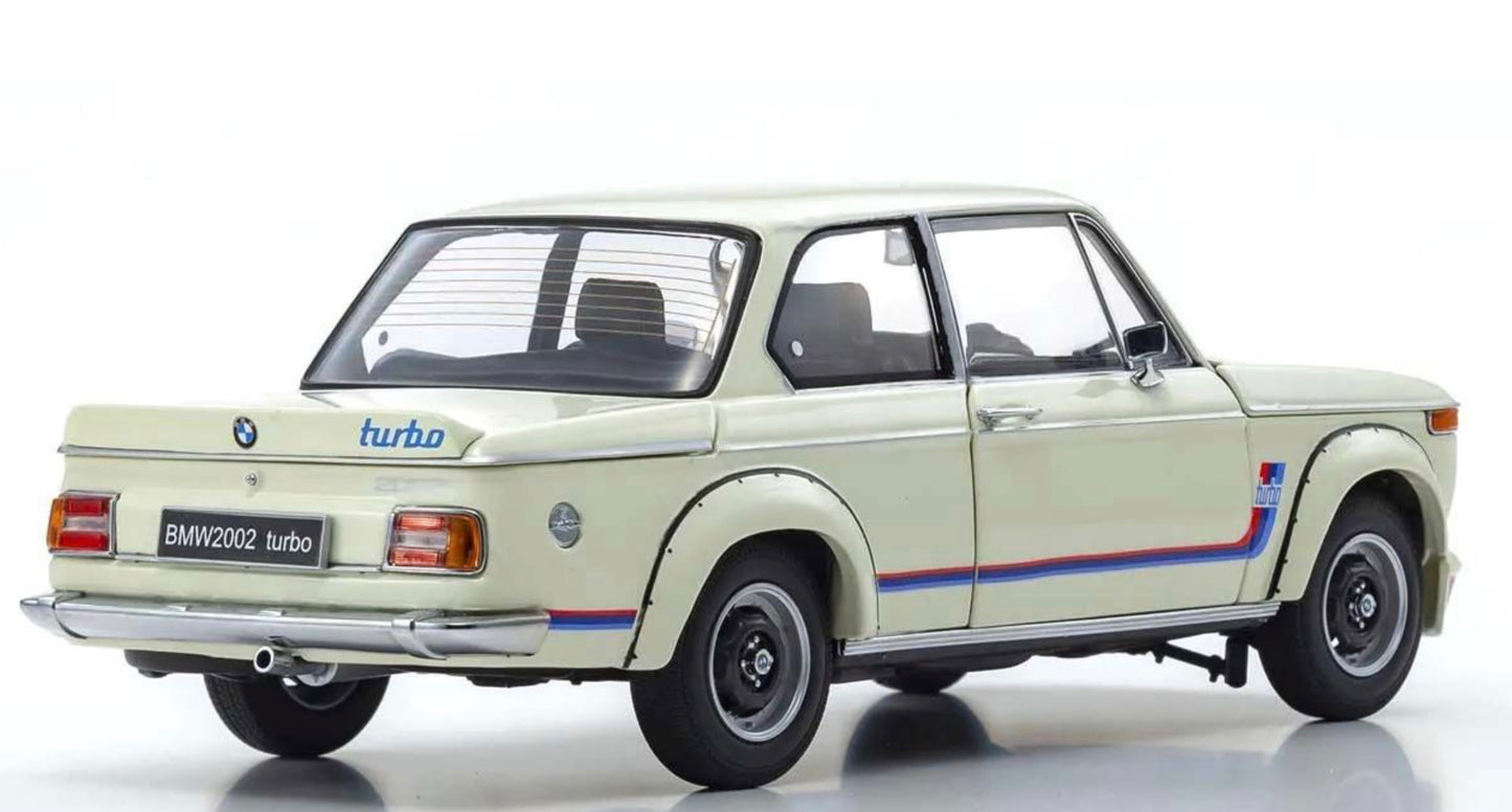 Kyosho 1:18 - BMW 2002 Turbo 1974 White