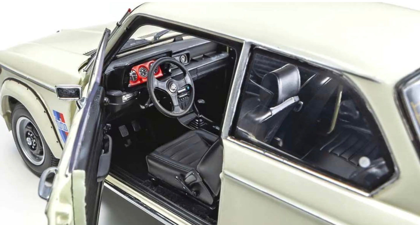 Kyosho 1:18 - BMW 2002 Turbo 1974 White