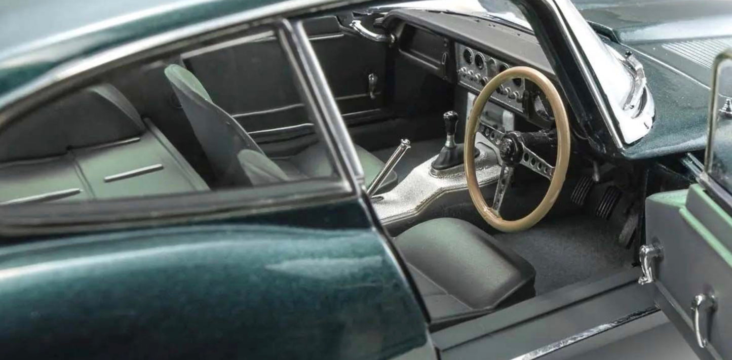 Kyosho 1:18 - Jaguar E-Type 3.8L Coupe MK1 1961 Dark Green