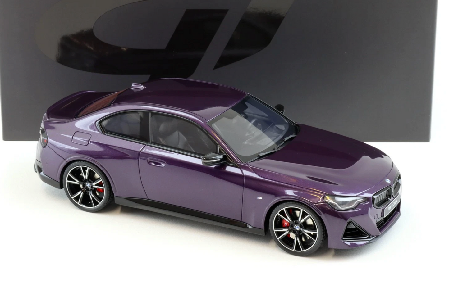 GT-Spirit 1:18 BMW M240i Coupe (G42) 2023 Thundernight Metallic