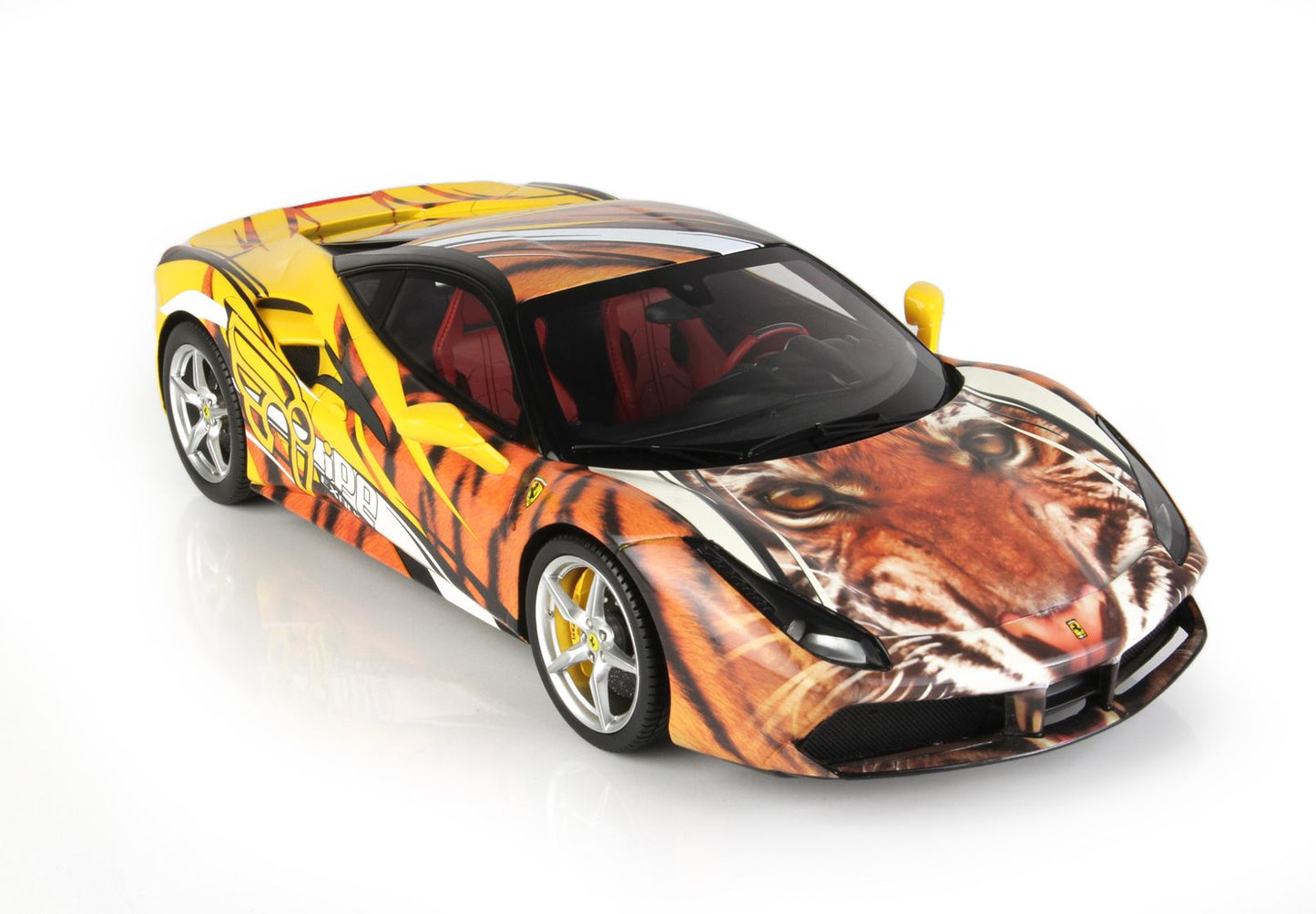 BBR Model 1:18 - Ferrari 488 GTB IPE
