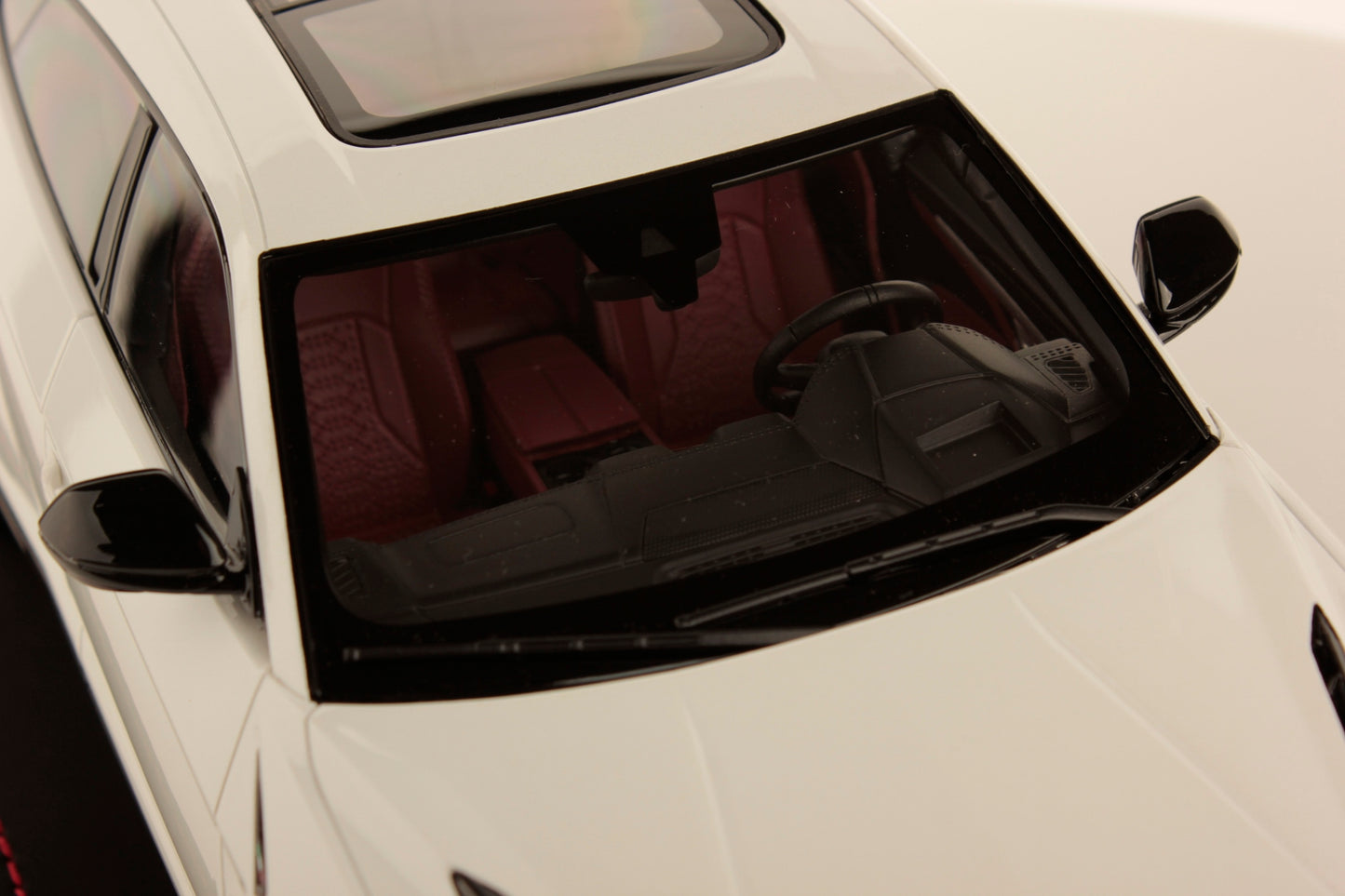 MR Collection Model - LAMBORGHINI URUS S 1:18