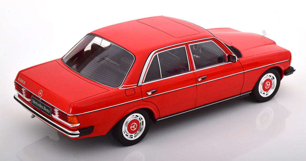 KK-Scale 1:18 - Mercedes 230E W123 1975 Rood