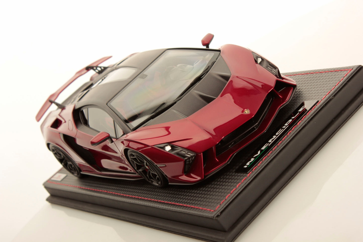 MR Collection Model - LAMBORGHINI INVENCIBLE 1:18
