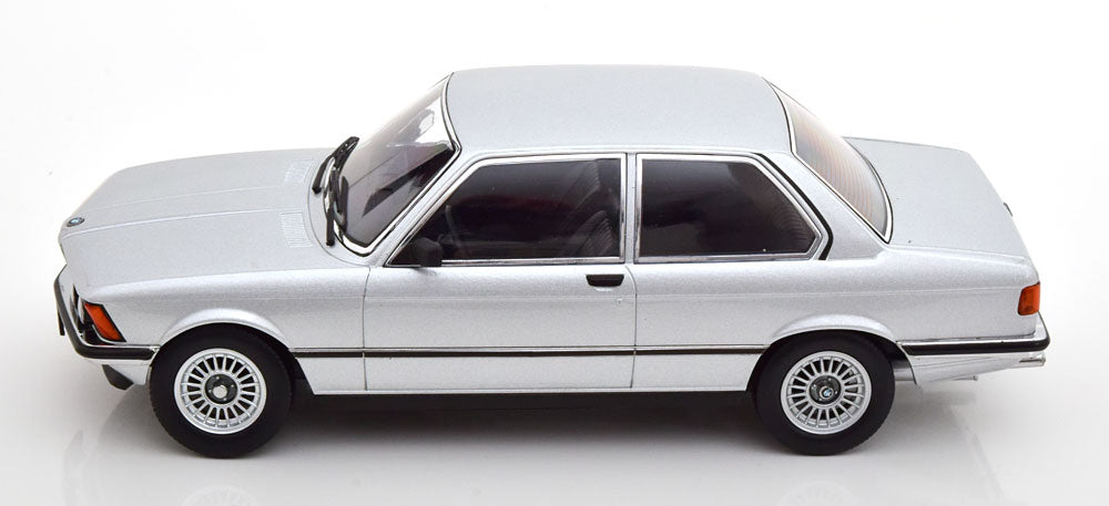 KK-Scale 1:18 - BMW 323i E21 1978 Zilver