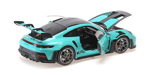 Minichamps 1:18 - PORSCHE 911 (992) GT3RS 2024 GREEN W DARKSILVER WHEELS