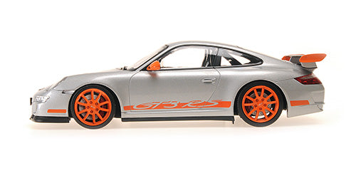 Minichamps 1:18 PORSCHE 911 GT3 RS 2007 SILVER