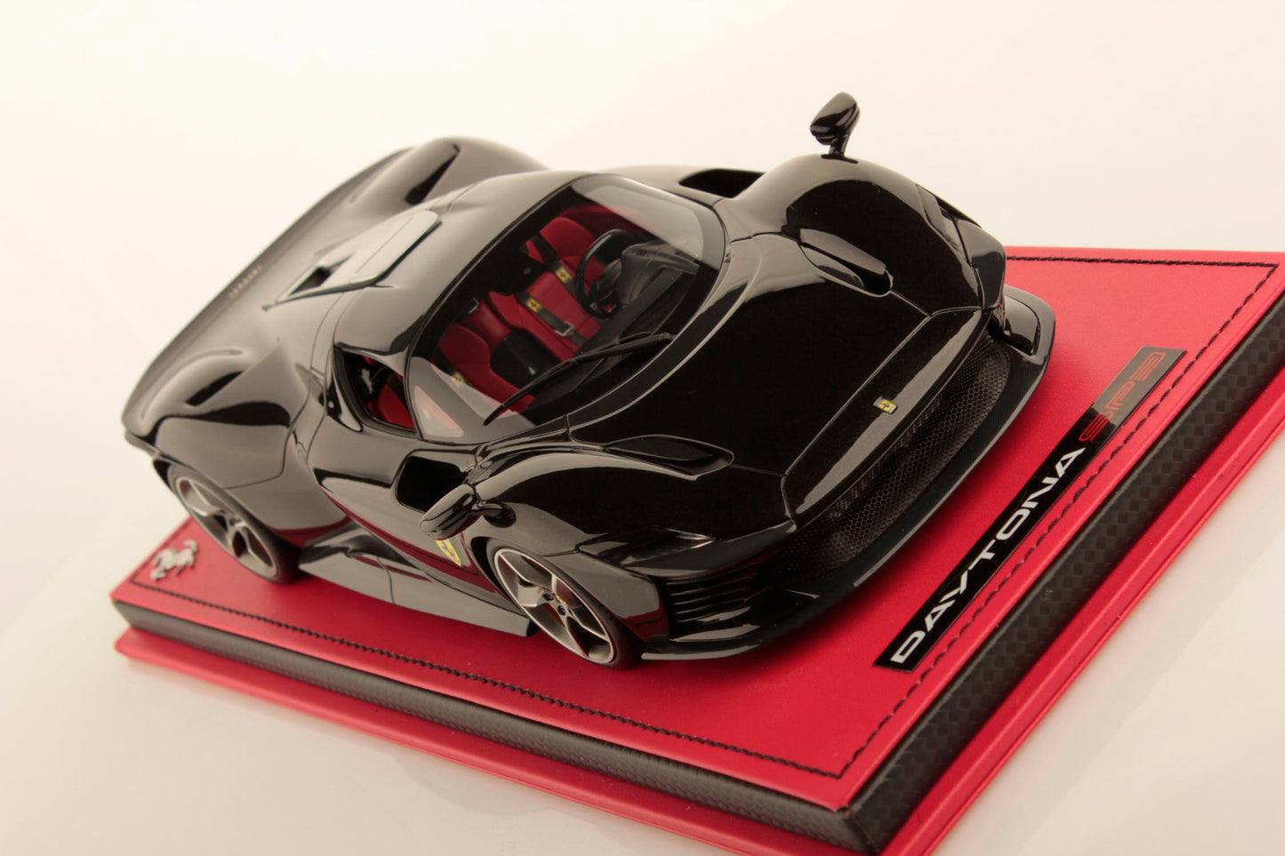 MR Collection Model - FERRARI DAYTONA SP3 1:18