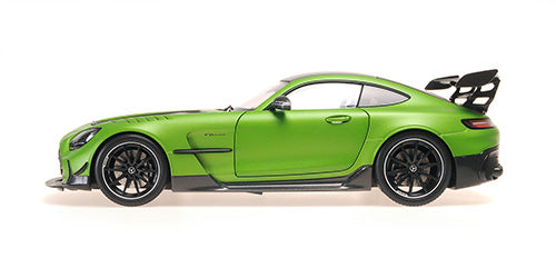 Minichamps 1:18 - MERCEDES-AMG GT BLACK SERIES 2021 MATT GREEN METALLIC