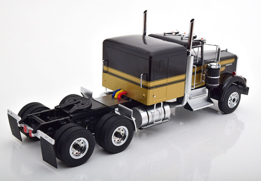 KK-Scale 1:18 - Kenworth W900 Zwart/Goud