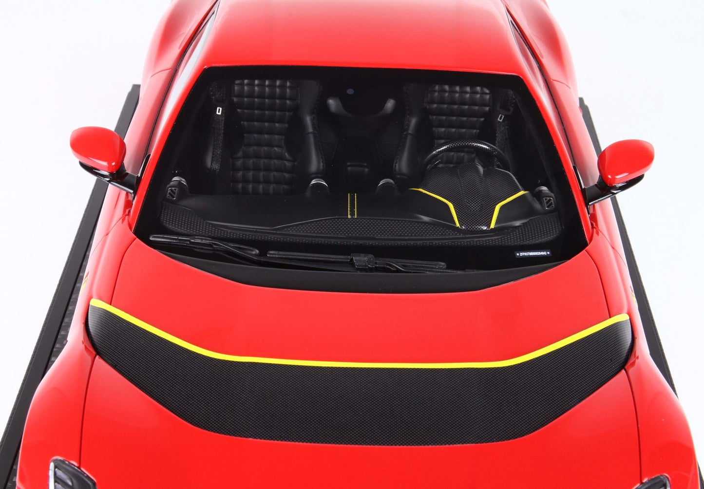 BBR Model 1:12 - Ferrari 812 Competizione Yellow Details Rosso Corsa 322