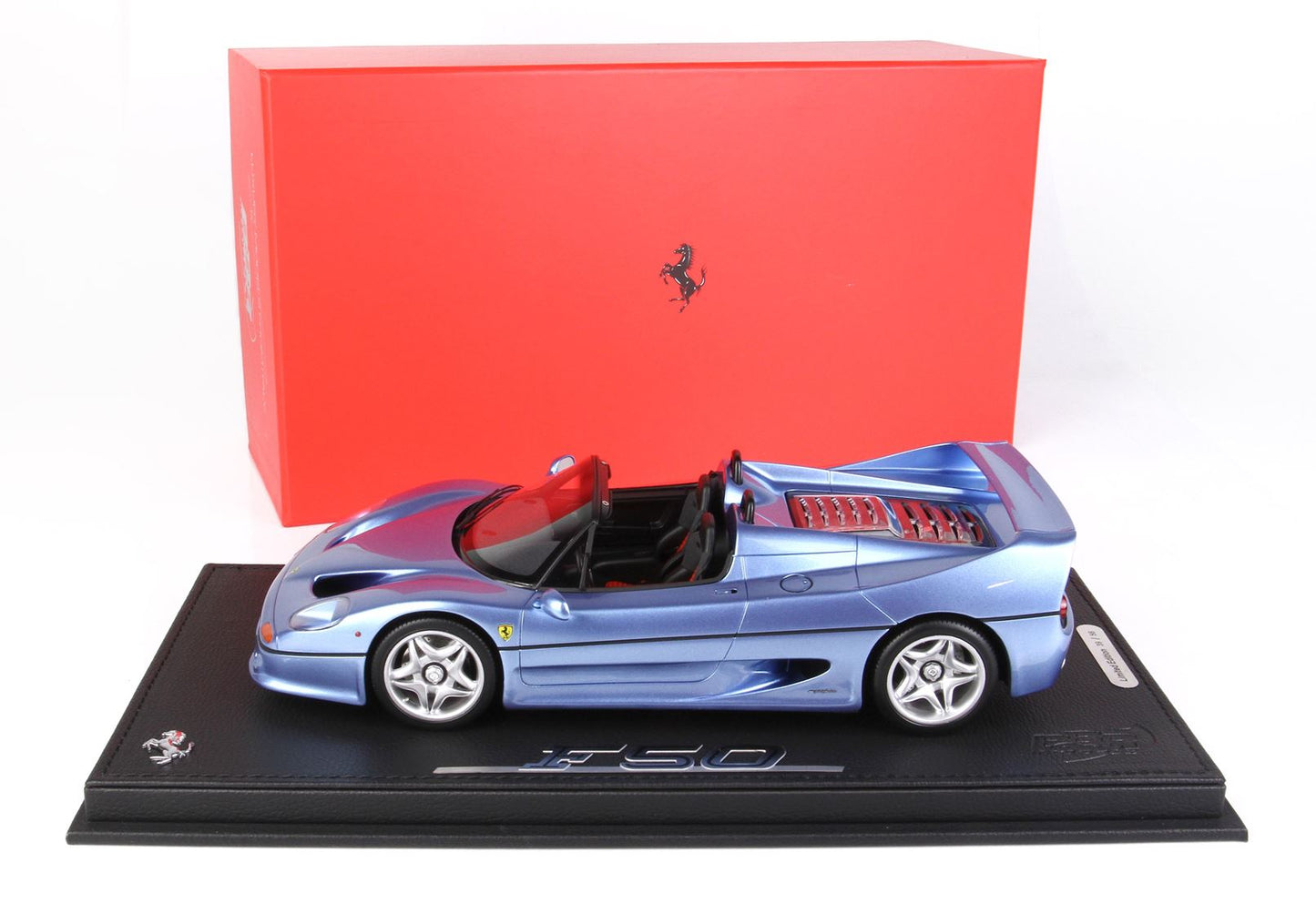 BBR Model 1:18 - Ferrari F50 Coupe 1995 Spider Version California Light Blue Metallic