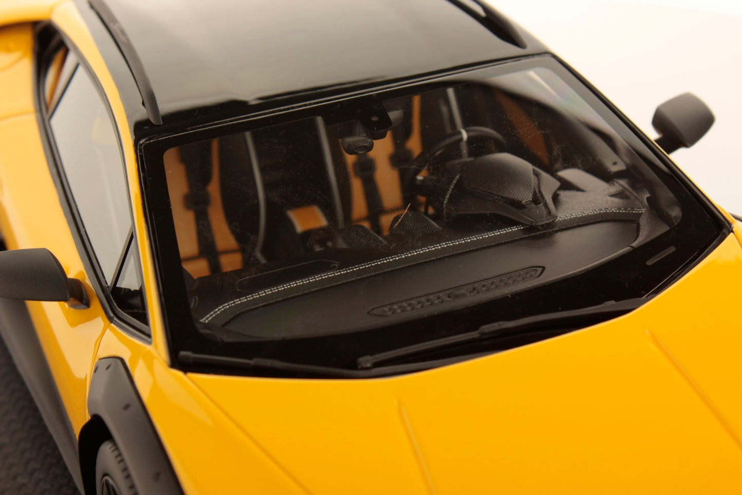 MR Collection Model - LAMBORGHINI HURACÀN STERRATO 1:18