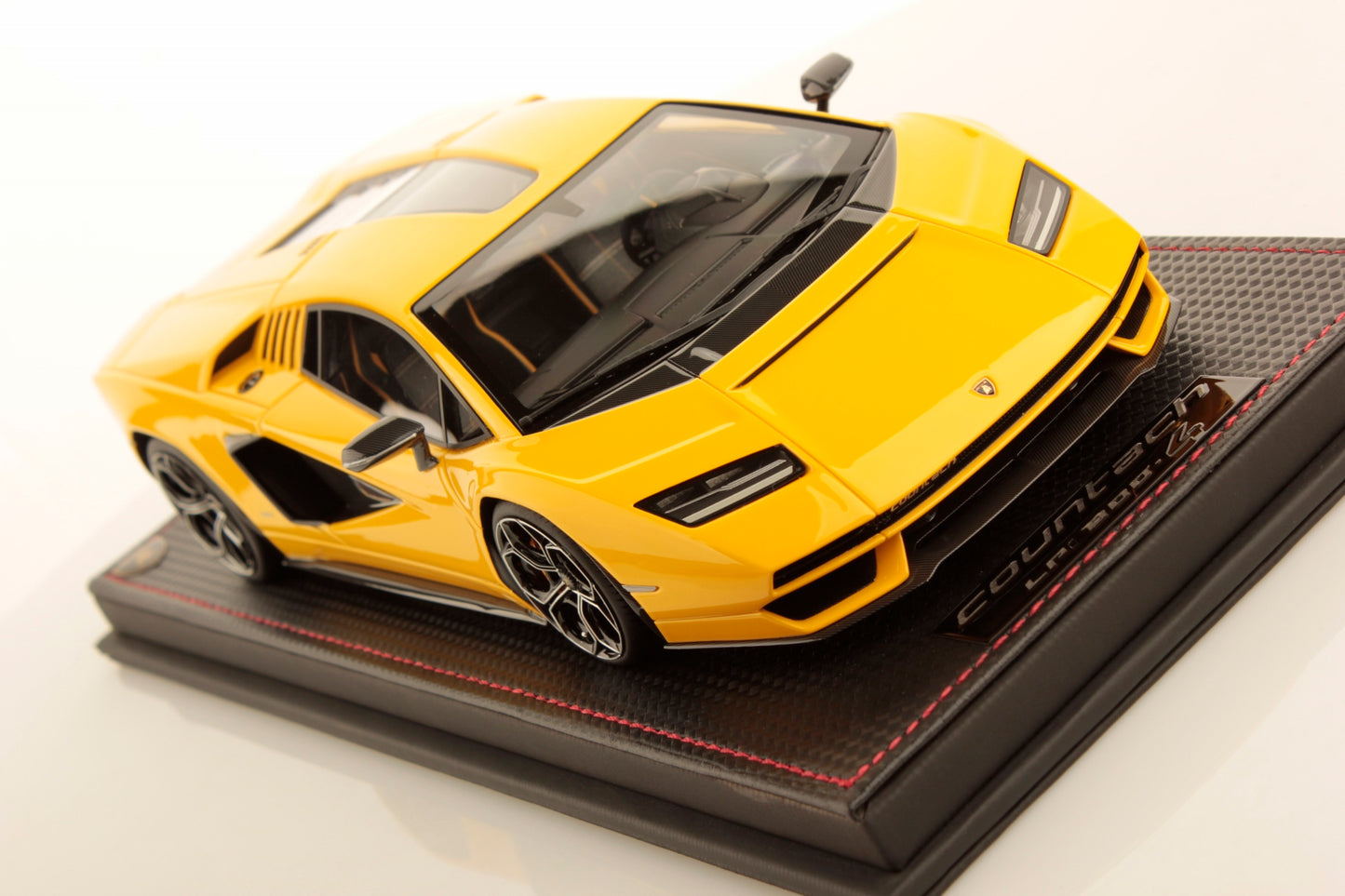 MR Collection Model - LAMBORGHINI COUNTACH LPI 800-4 1:18