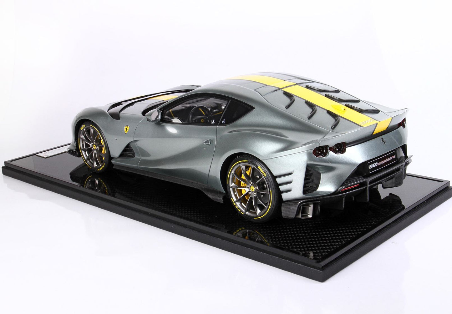 BBR Model 1:12 - Ferrari 812 Competizione Yellow Stripe Coburn Grey
