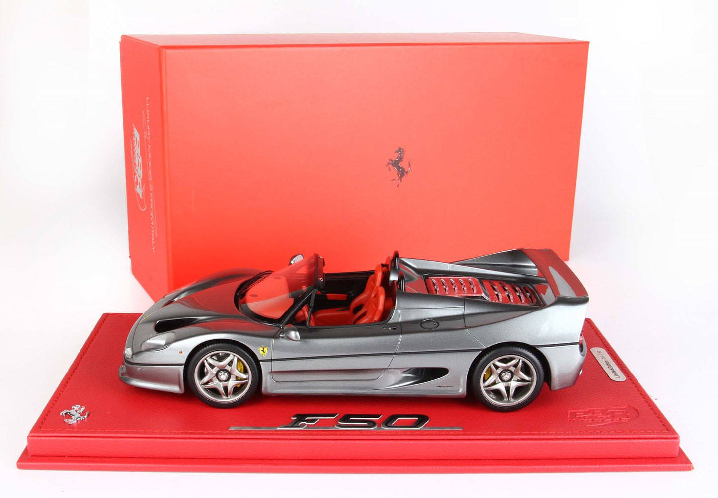 BBR Model 1:18 - Ferrari F50 Coupe 1995 Spider Version Metallic Iron Grey