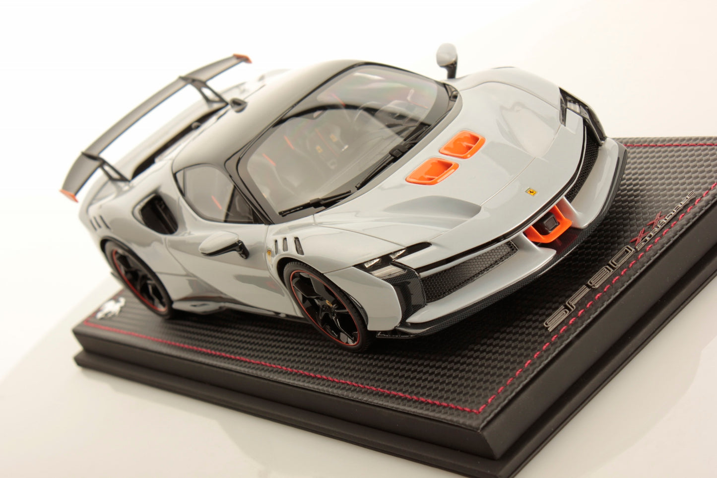 MR Collectiom Model - FERRARI SF90 XX STRADALE 1:18