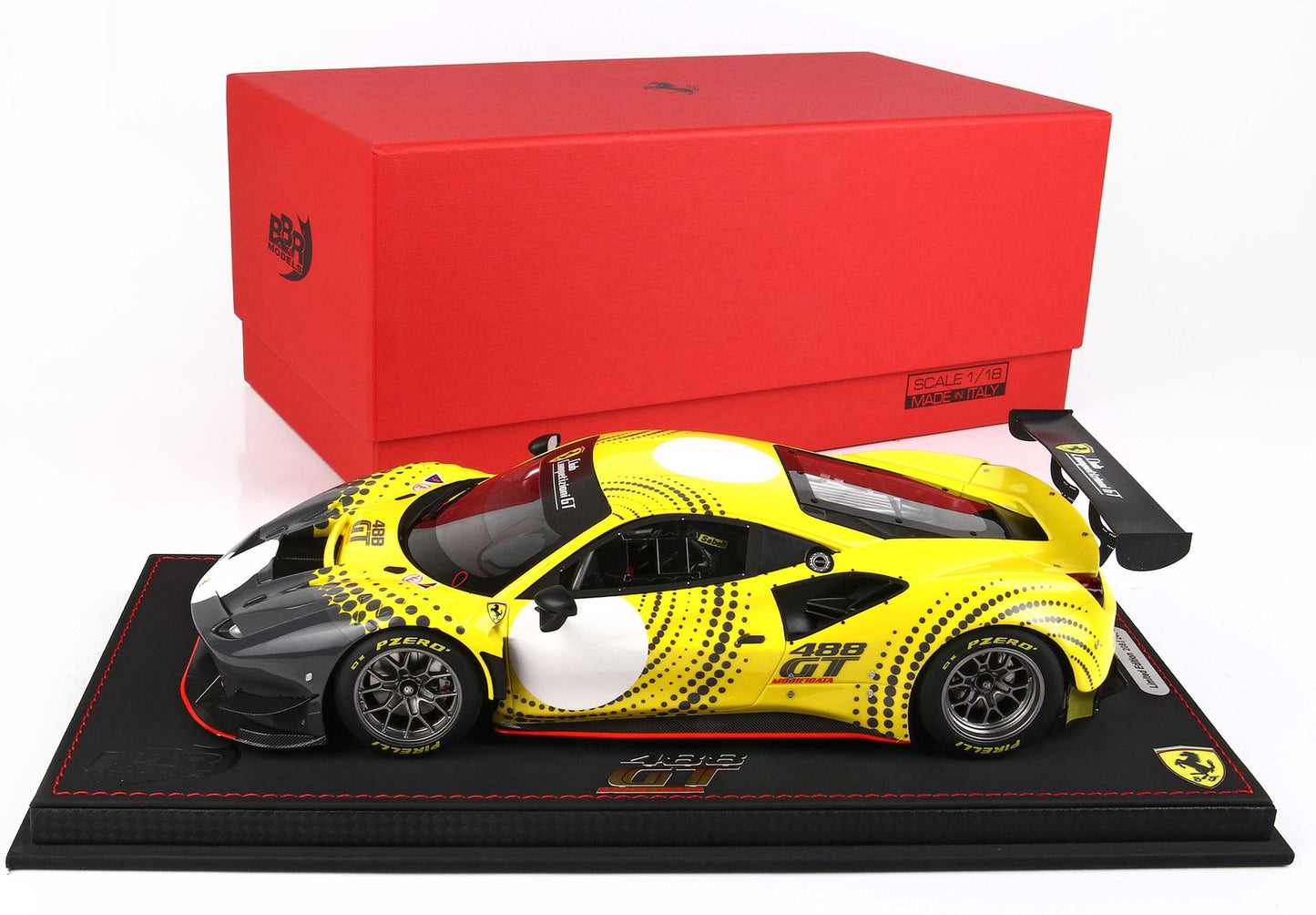 BBR Model 1:18 - Ferrari 488 Modificata