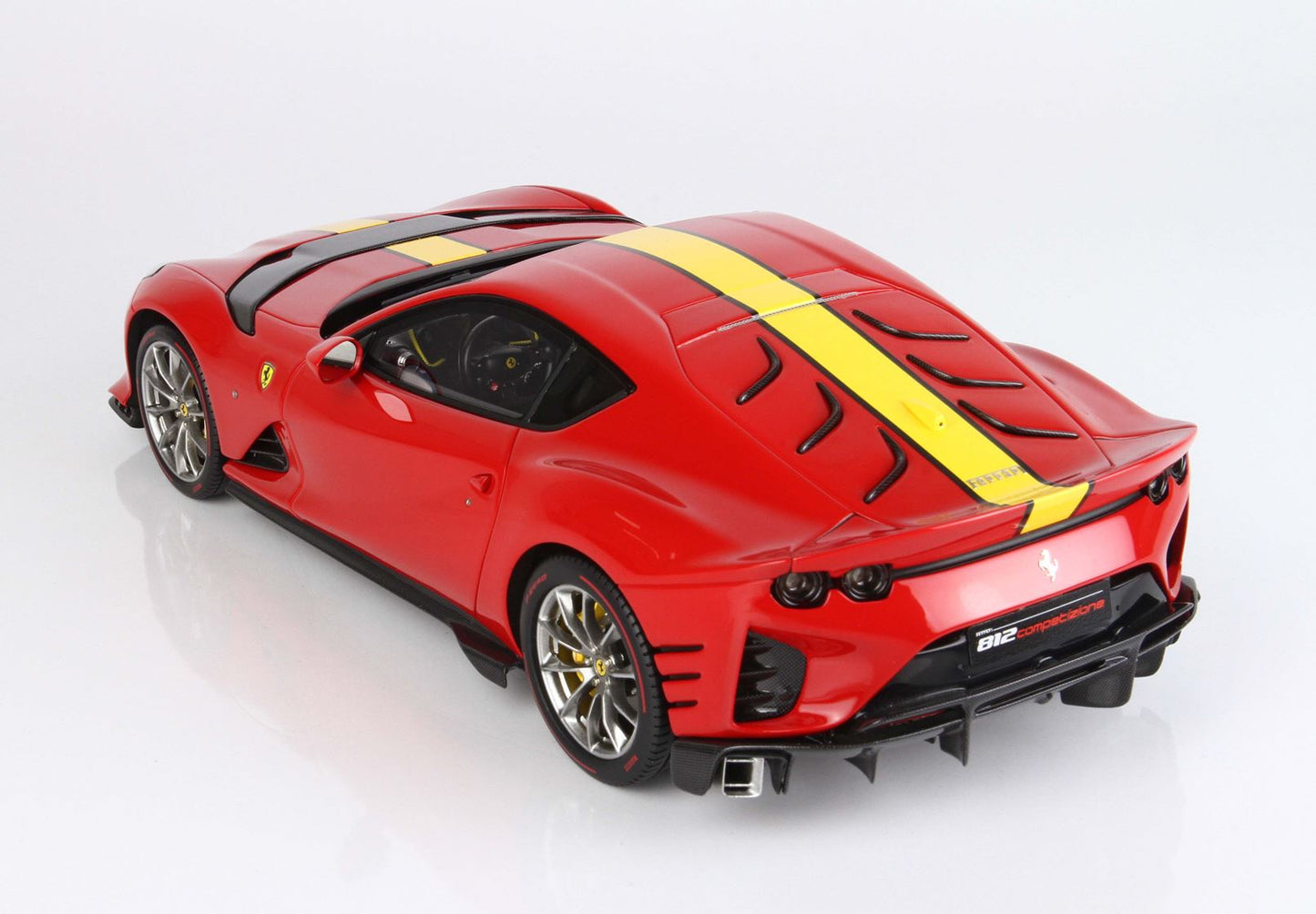 BBR Model 1:18 - Ferrari 812 Competizione 2021 Red Corsa 322