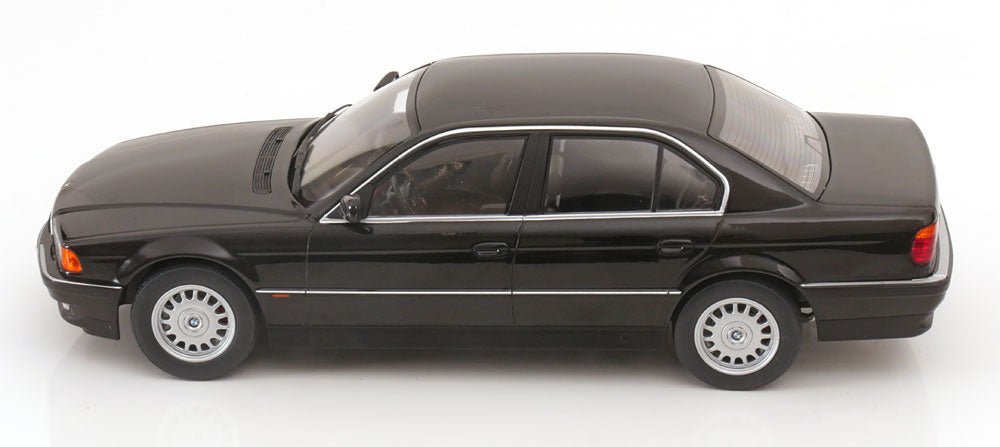 KK-Scale 1:18 - BMW 740i E38 1.Serie 1994