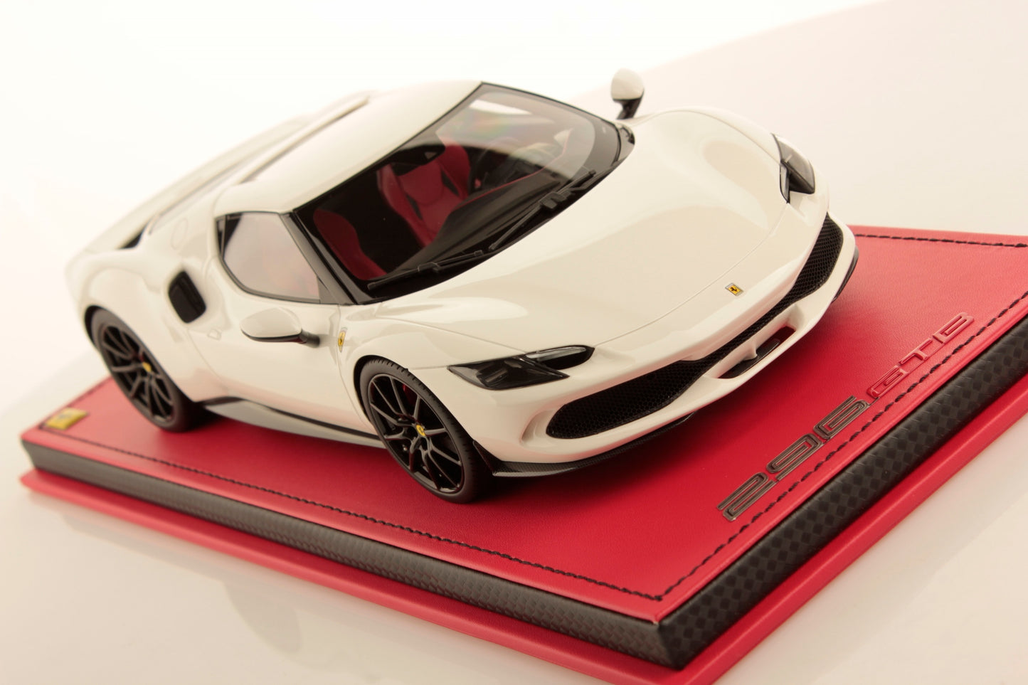 MR Collection Model - FERRARI 296 GTB 1:18