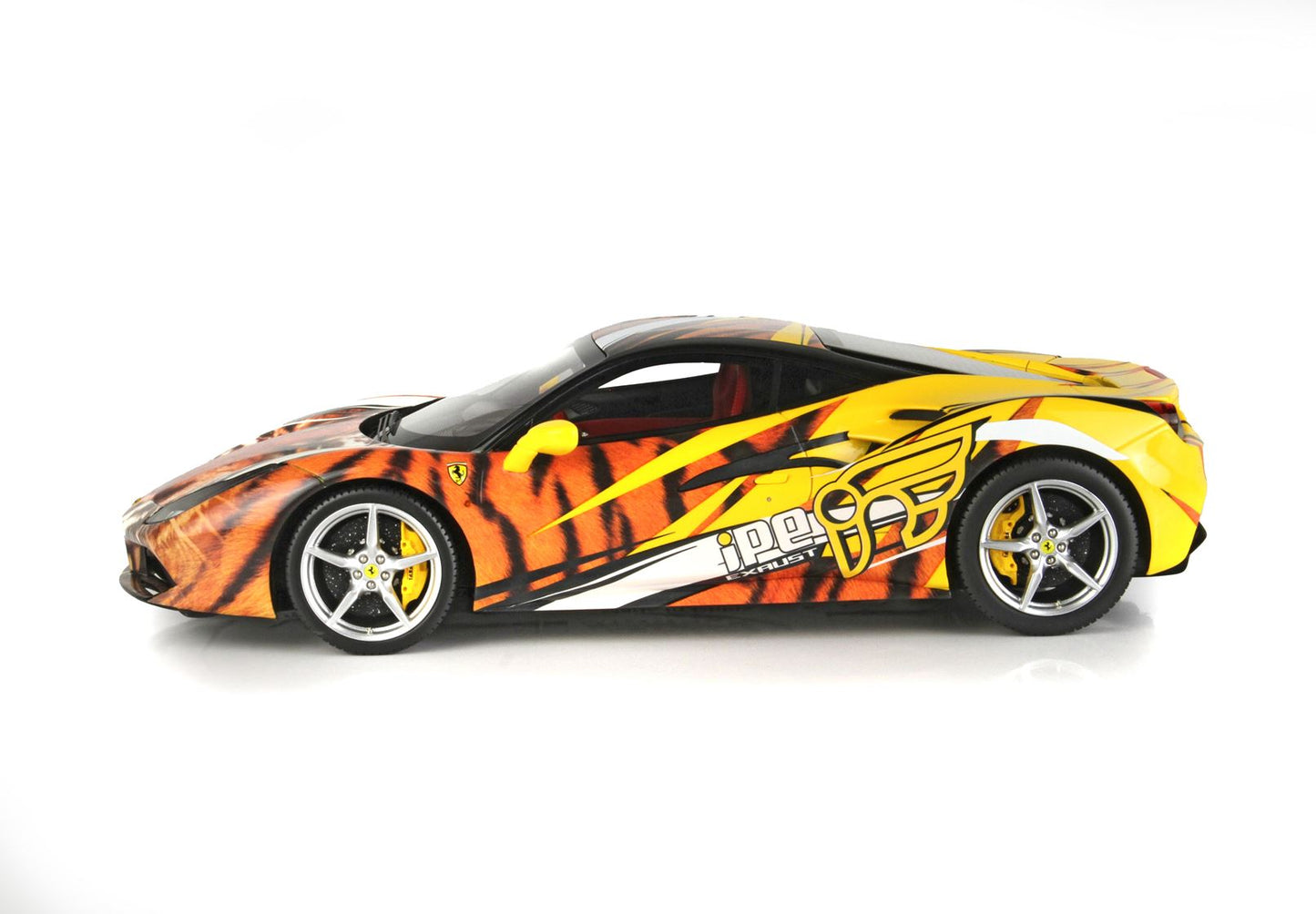 BBR Model 1:18 - Ferrari 488 GTB IPE