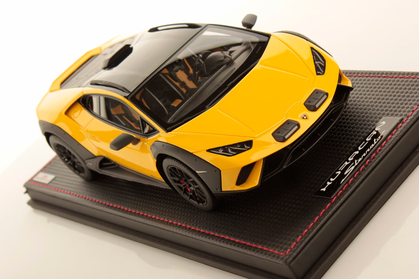 MR Collection Model - LAMBORGHINI HURACÀN STERRATO 1:18