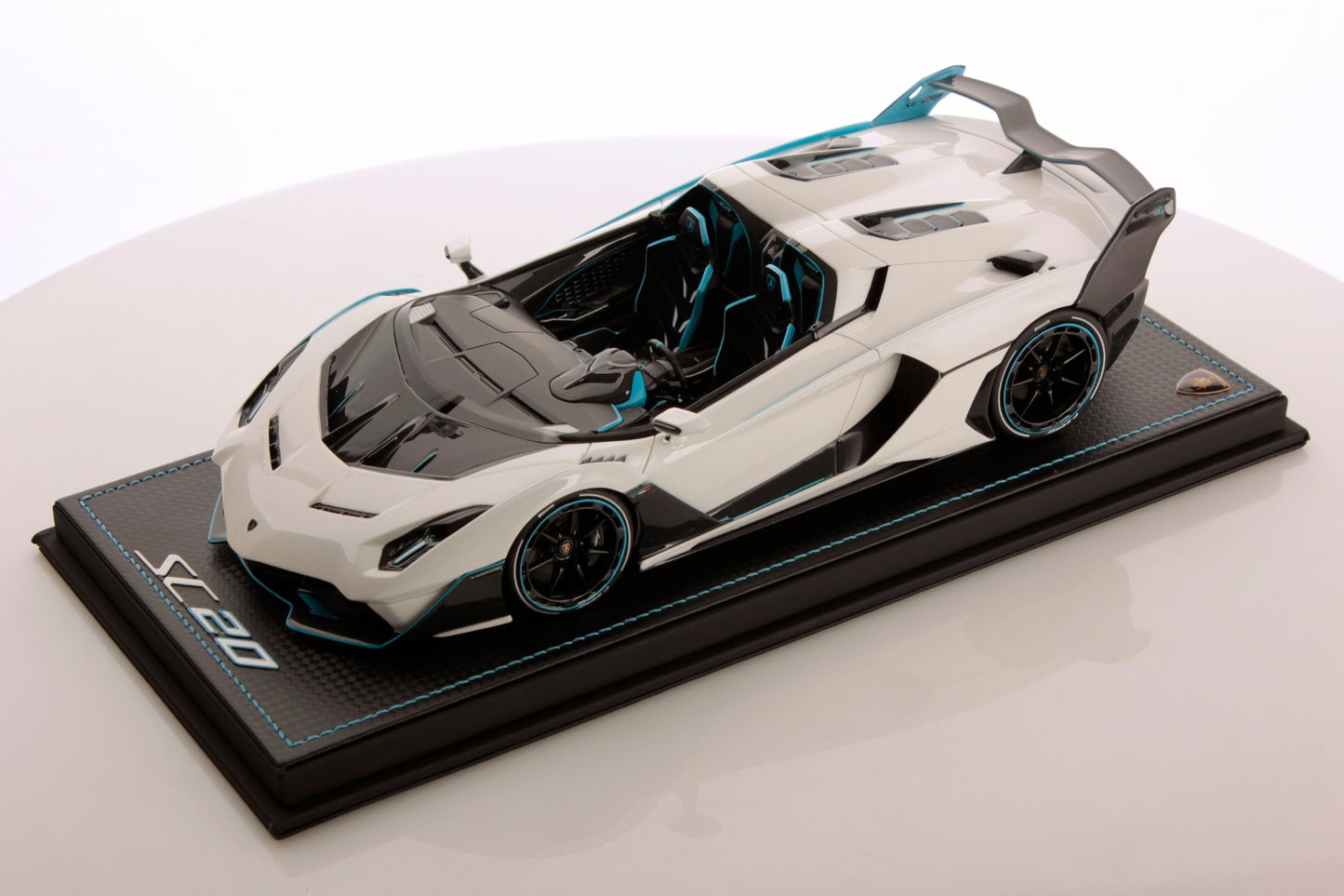 MR Collection Model - LAMBORGHINI SC20 1:18