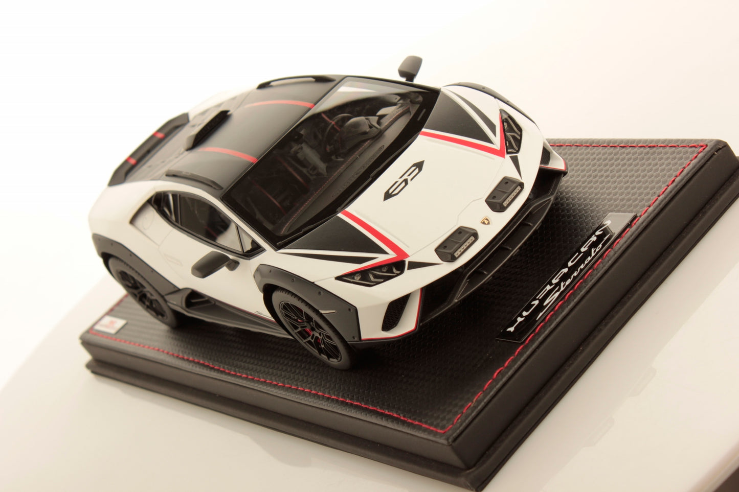MR Collection Model - LAMBORGHINI HURACÀN STERRATO 1:18