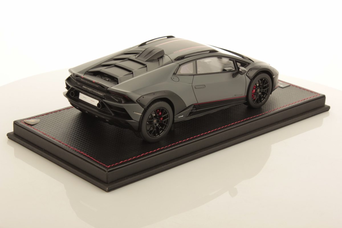 MR Collection Model - LAMBORGHINI HURACÀN STERRATO 1:18