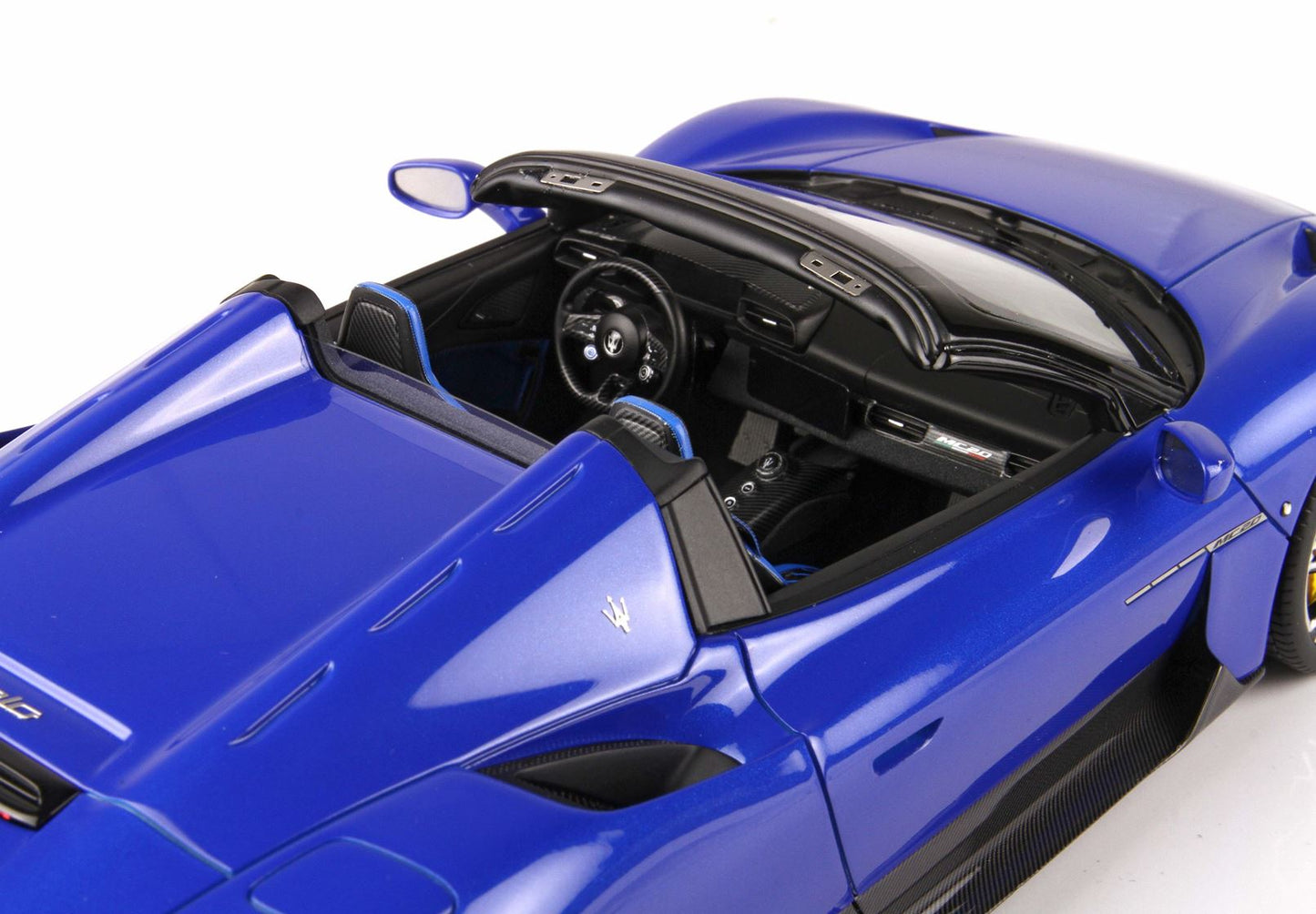 BBR Model 1:18 - Maserati MC20 CIELO Blue Infinito