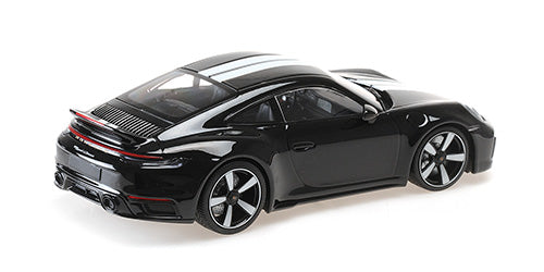 Minichamps 1:18 - PORSCHE 911 (992) SPORT CLASSIC 2022 BLACK