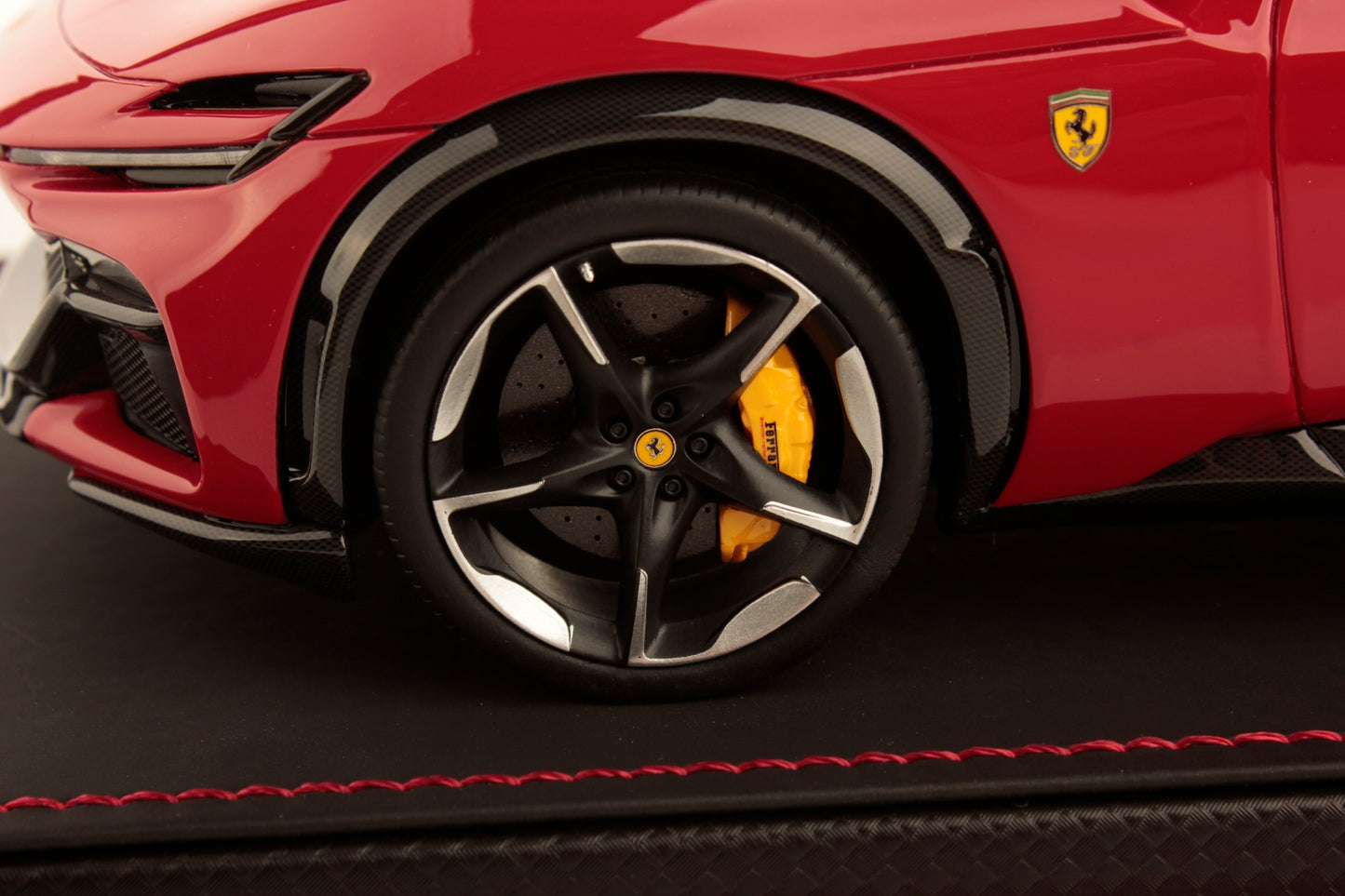 MR Collectiom Model - FERRARI PUROSANGUE 1:18