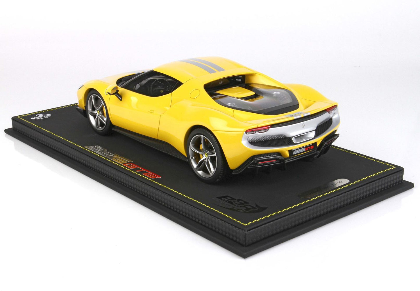 BBR Model 1:18 - Ferrari 296 GTB Pack Fiorano Yellow Modena
