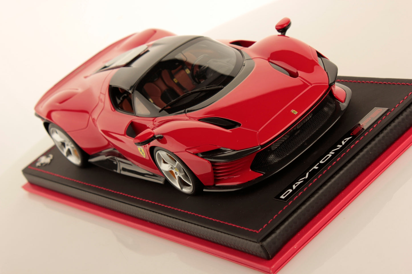 MR Collection Model - FERRARI DAYTONA SP3 1:18