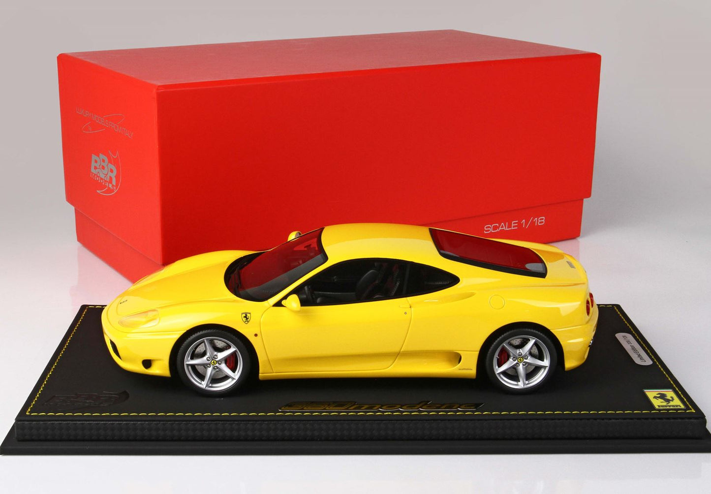 BBR Model 1:18 - Ferrari 360 Modena 1999 Yellow Modena F1 Gear BOX