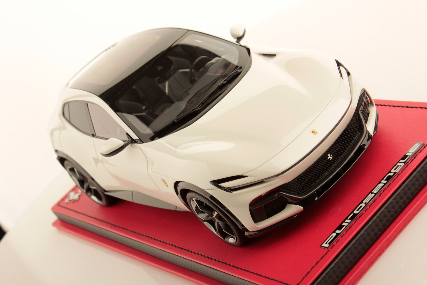 MR Collectiom Model - FERRARI PUROSANGUE 1:18